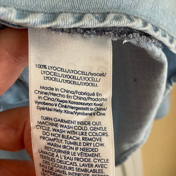 Chaps Denim Shirt Sz. Large - Picture 5 of 5